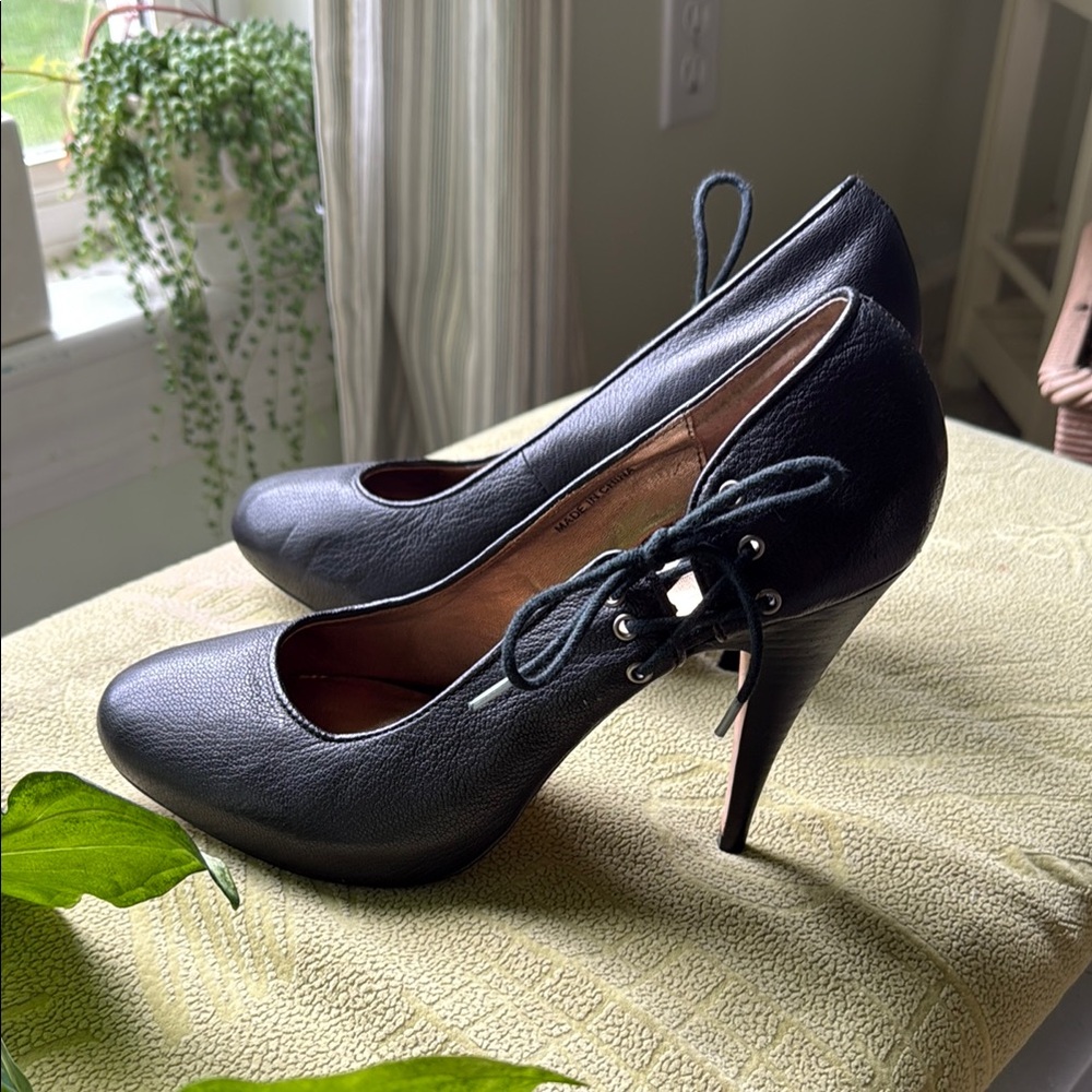 Cynthia Vincent Black Leather Heels
